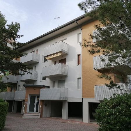 Condominio Rosa Lignano Sabbiadoro Luaran gambar