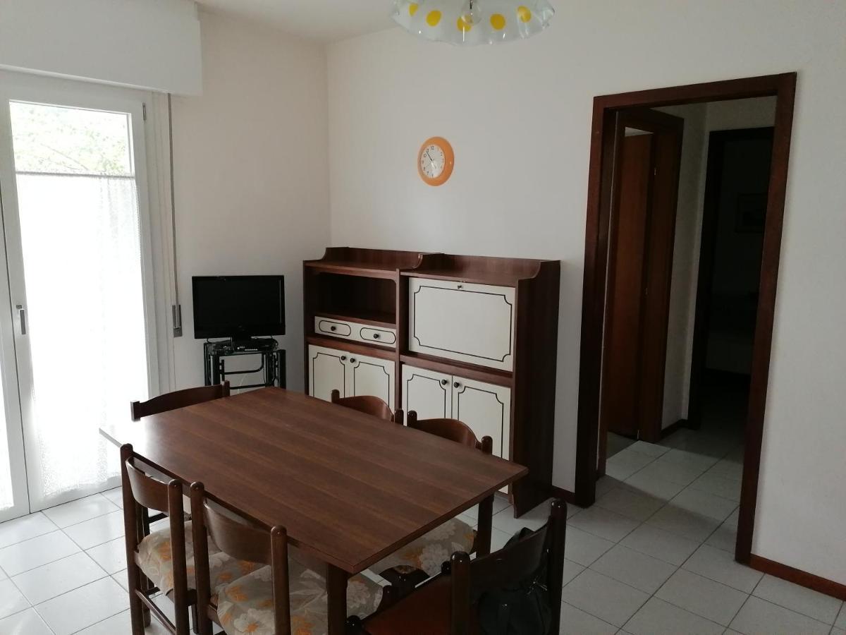 Condominio Rosa Lignano Sabbiadoro Luaran gambar