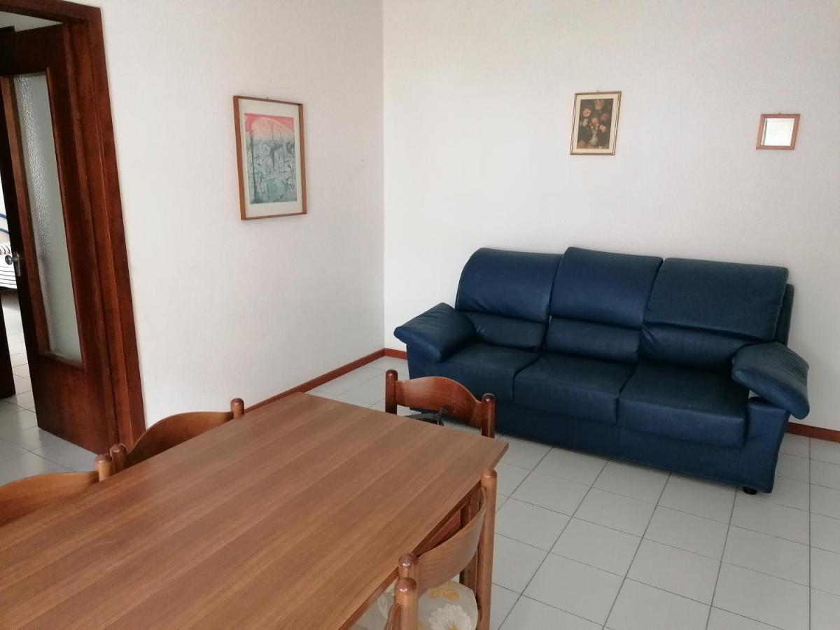 Condominio Rosa Lignano Sabbiadoro Luaran gambar