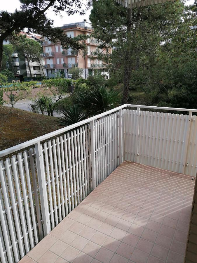 Condominio Rosa Lignano Sabbiadoro Luaran gambar