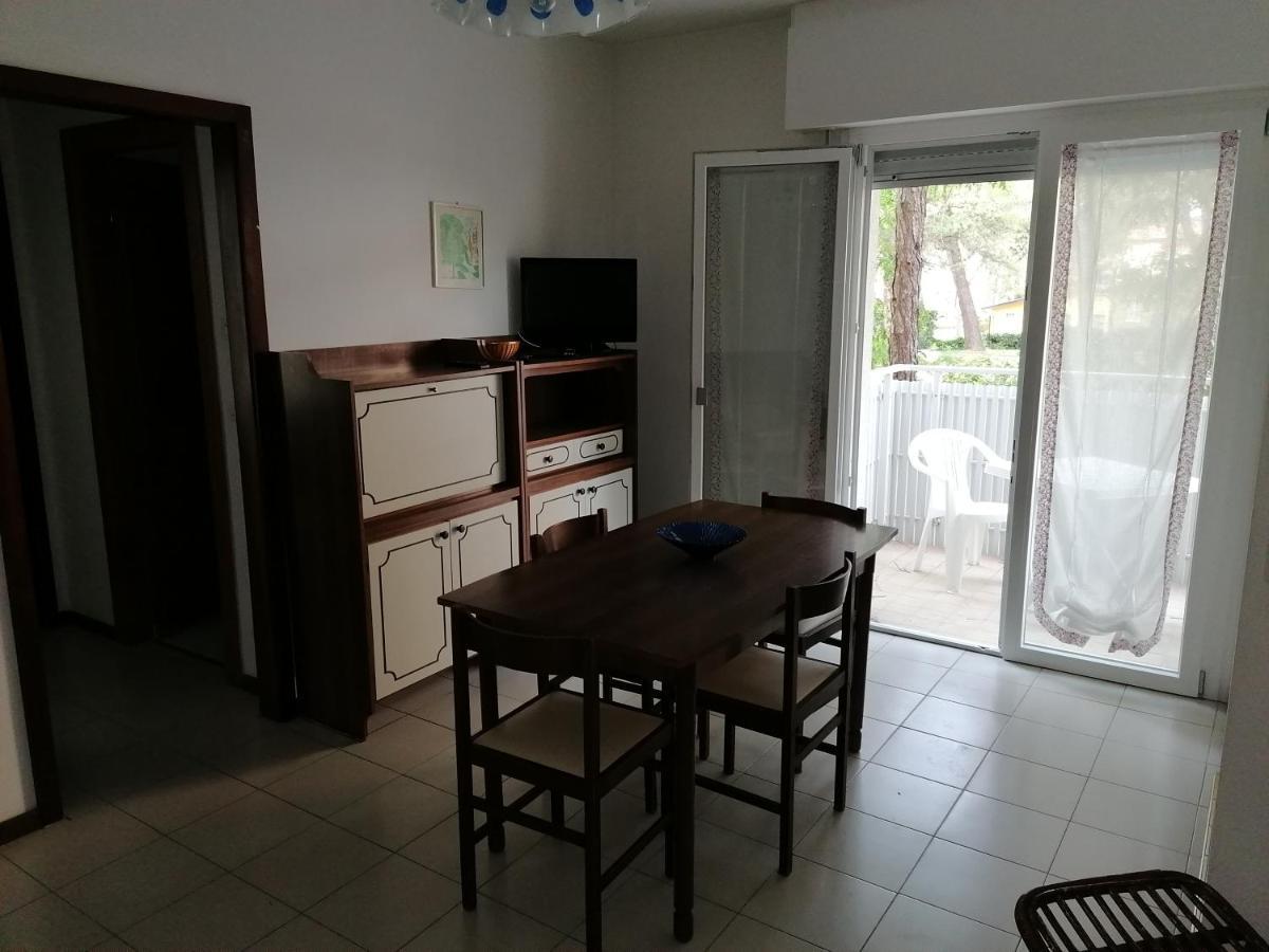 Condominio Rosa Lignano Sabbiadoro Luaran gambar